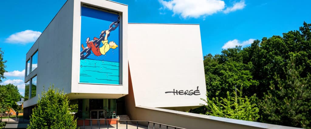 Le Petit Vingtième café restaurant Musé Hergé